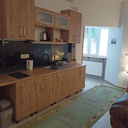Lana Apartment